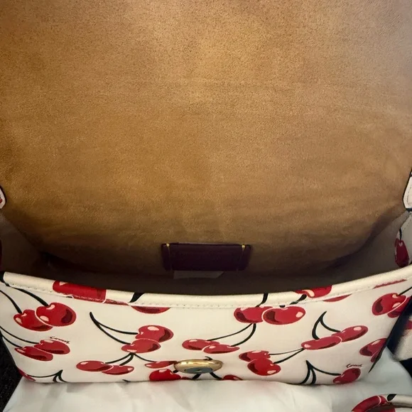 Coach Cherry Print Soft Tabby -Red and Cream - Picture 4 of 5